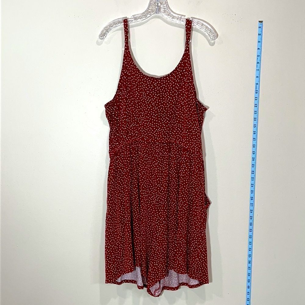 Burgundy Torrid Polka Dot Cinched Waist Jumper. Size 2 (2X/18-20) - Picture 4 of 8